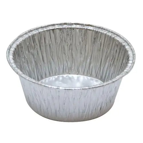 Medium Round Foil Dish suitable for baking, featuring fluted sides and disposable aluminum design